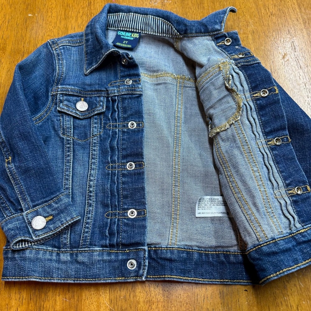 Genuine Kids from OshKosh Blue Denim Trucker Jacket Kids 2T Stretch snap closure - Picture 8 of 10